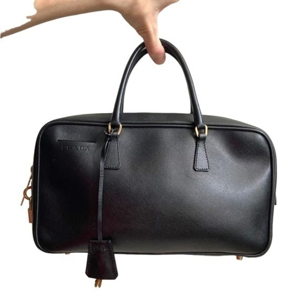 Prada guaranteed authentic small lux black saffiano leather bag - Picture 1 of 11